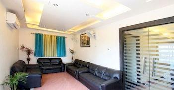 Divine Destination Hotel 2*