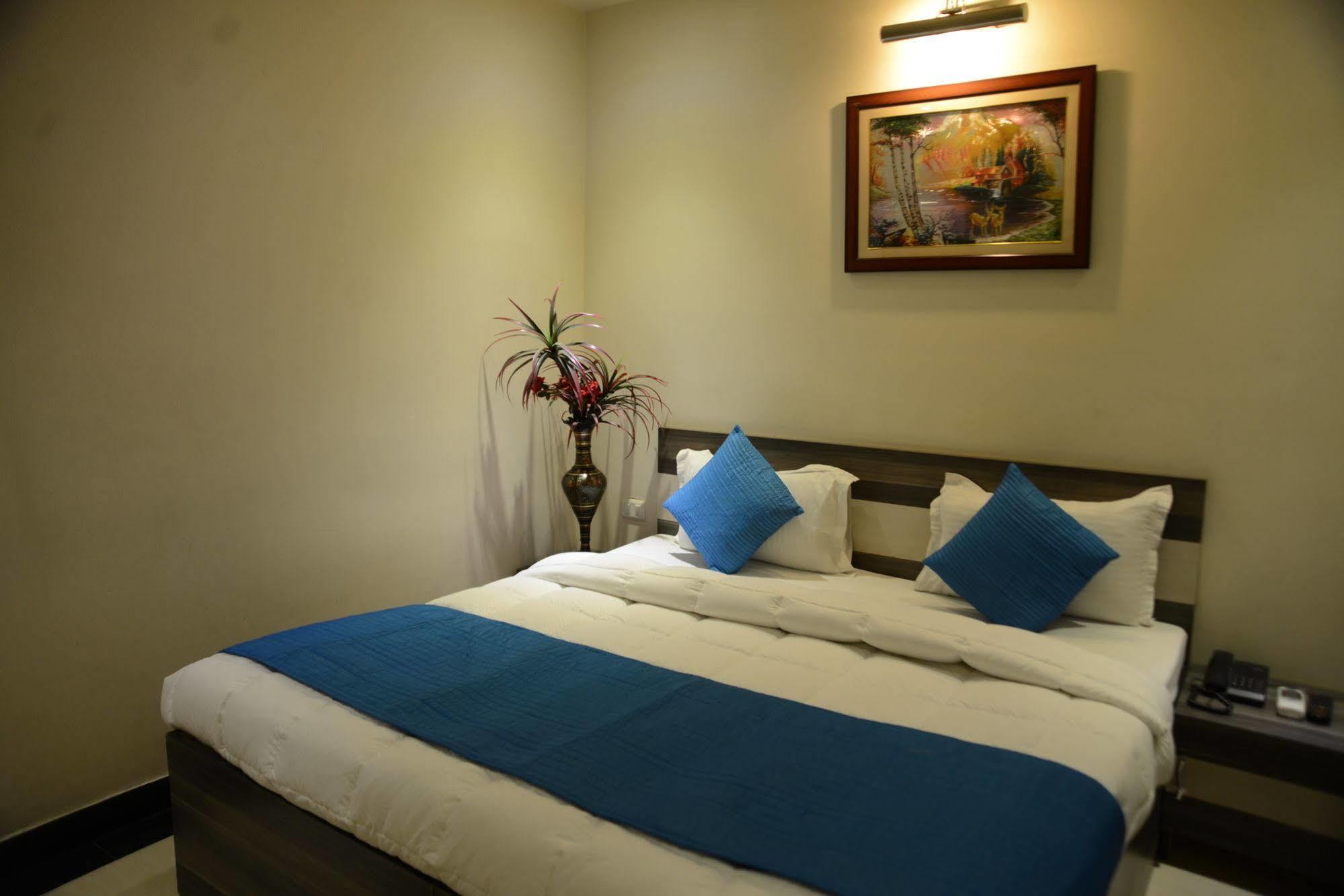 Hotel Divine Destination